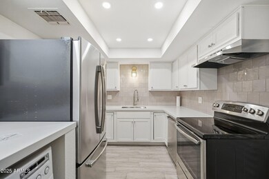 5132 N 31st Way unit 114, Phoenix, AZ 85016 - photo 3