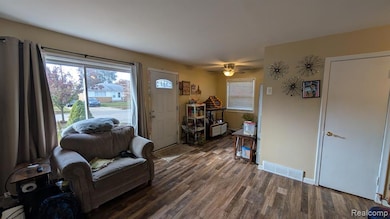 1839 Ackley Ave unit 313, Westland, MI 48186 - photo 6