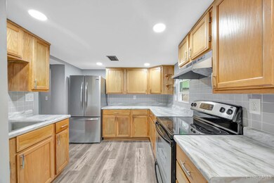 200 Spring St, Cleves, OH 45002 - photo 7