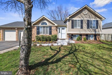 9856 Nimitz Ct, Manassas, VA 20109 - photo 3