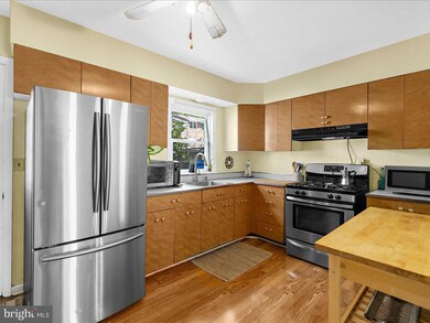 1120 W 43rd St, Baltimore, MD 21211 - photo 7