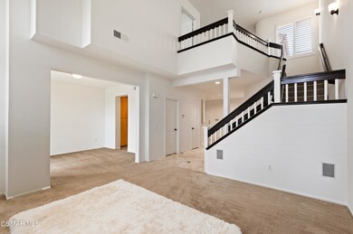 06 - Living Room