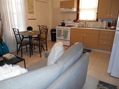 1 Clinton St unit 1, Newton, MA 02458 - photo 3