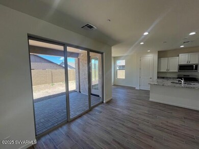 GREAT ROOM  Slider