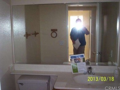 DOWN STAIRS 1/2 BATH