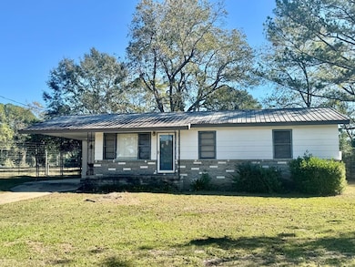 101 Pecan St, Sylvester, GA 31791 - photo 2