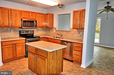 1130 Splashing Brook Dr, Abingdon, MD 21009 - photo 4