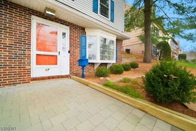 17 Edison Dr, Summit, NJ 07901 - photo 4