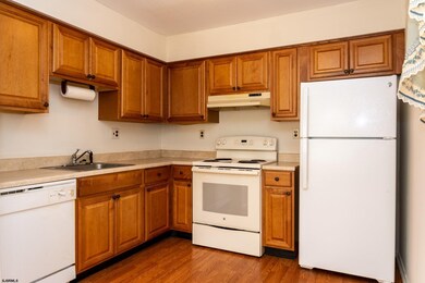 66 Waterview Dr unit 104E, Galloway, NJ 08205 - photo 5