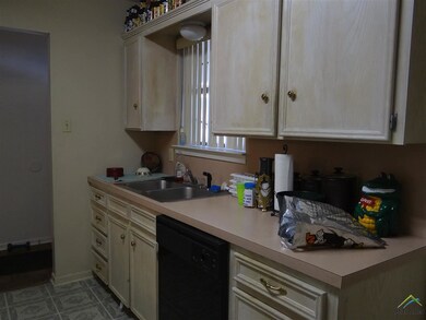 2531 Westminster Dr, Tyler, TX 75701 - photo 6