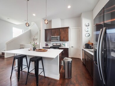 5820 Petty St unit B, Houston, TX 77007 - photo 5