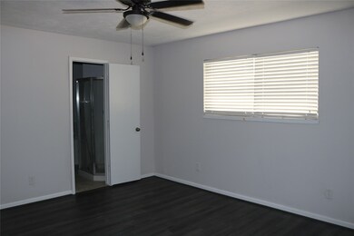 4018 Easy St, Dickinson, TX 77539 - photo 7