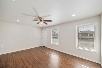 6403 Sloan St unit 17, Houston, TX 77087 - photo 7
