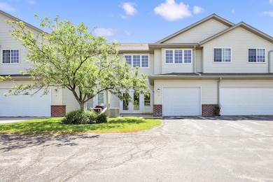 2428 Fox River Pkwy Unit I-4