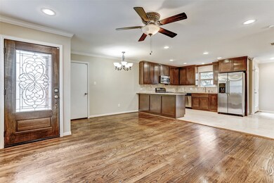 2326 Lamonte Ln, Houston, TX 77018 - photo 2