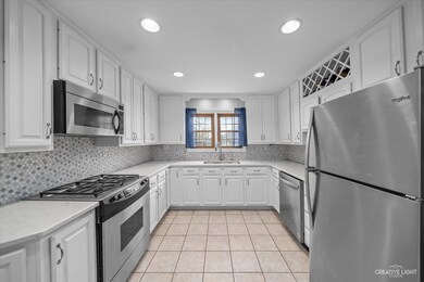 107 E Jackson St, Oswego, IL 60543 - photo 4