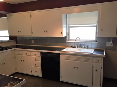 299 Kitchen2