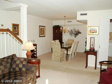 122 Roberts Ln unit 200, Alexandria, VA 22314 - photo 4