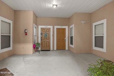 1465 Manotak Point Dr unit 104, Jacksonville, FL 32210 - photo 2