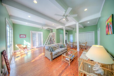 (4) 1314 Whalton St - 9
