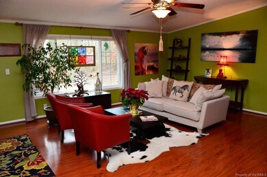 1881 S. Waterside Dr - Great room2
