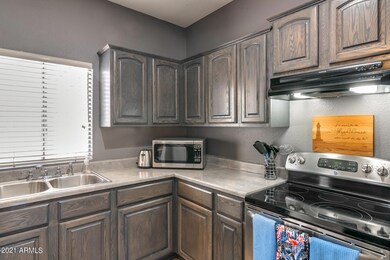 Lots of cabinets