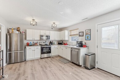 951 Brookstone Dr, Franklin, IN 46131 - photo 7