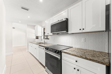 18055 W Sycamore Dr, Loxahatchee, FL 33470 - photo 7