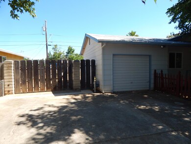 2360 Nebula St, Redding, CA 96002 - photo 2