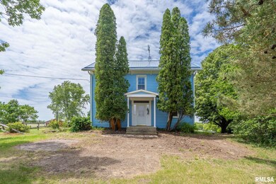 3027 262nd St, de Witt, IA 52742 - photo 2