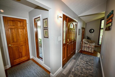 523 Fairwood Dr, Marysville, OH 43040 - photo 5