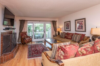 22 RCV living area