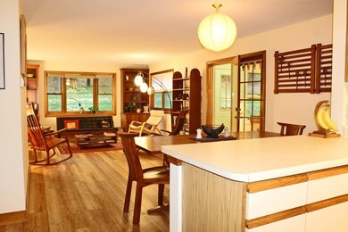 403 Country Side Rd, Greenfield, MA 01301 - photo 6