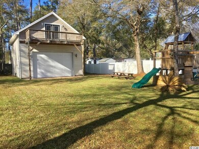 Detached Garage w/above room storage-Treehouse not
