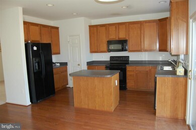 205 Taft Dr, Stafford, VA 22554 - photo 2