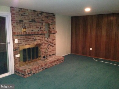 13012 Marquette Ln, Bowie, MD 20715 - photo 2
