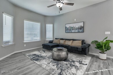 552 Cedarwood Ave, Horizon City, TX 79928 - photo 4