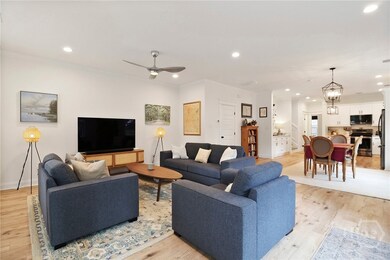 806 E 35th St, Savannah, GA 31401 - photo 5