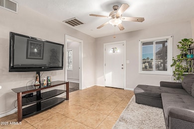 2211 W Medlock Dr, Phoenix, AZ 85015 - photo 5