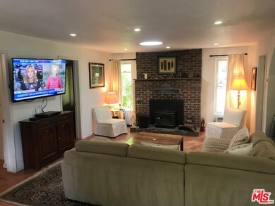 2 Bdr Front Rm