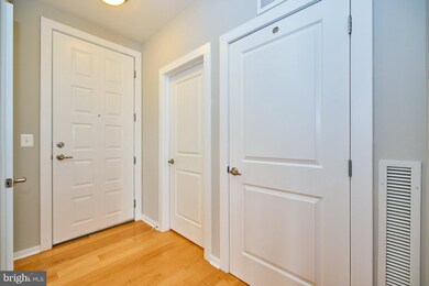 The Westlee unit 328, Arlington, VA 22213 - photo 3