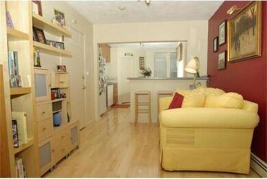 146 Salem St unit 4, Boston, MA 02113 - photo 2