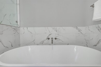 629 Link Rd, Houston, TX 77009 - photo 4