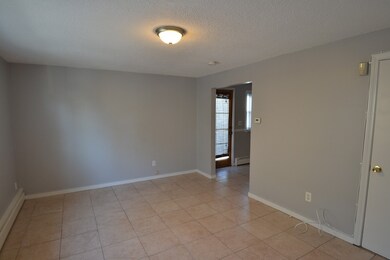 25A Abbott St unit B, Lawrence, MA 01843 - photo 2
