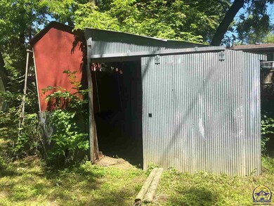 3040 NW 65th St, Topeka, KS 66618 - photo 5