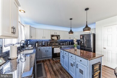 1014 Helm Ln, Reading, PA 19605 - photo 7