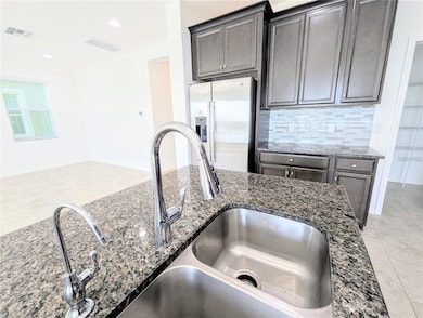 2944 Autumn Rock Dr, Zephyrhills, FL 33540 - photo 5