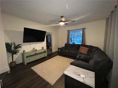 33 E Main St, Pen Argyl, PA 18072 - photo 4