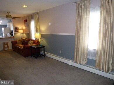 4943 Greenwood St, Brookhaven, PA 19015 - photo 3