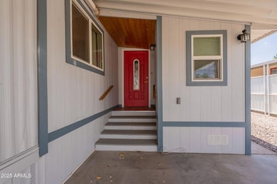 4-web-or-mls-Broadway-4